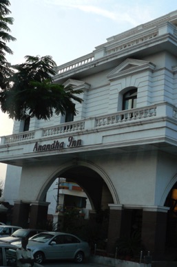 INDE : Pondicherry
Anandha Inn