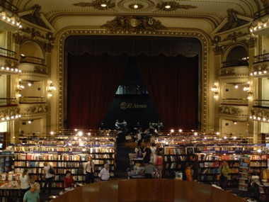 Librairie El Alteneo, créée dans un ancien théâtre