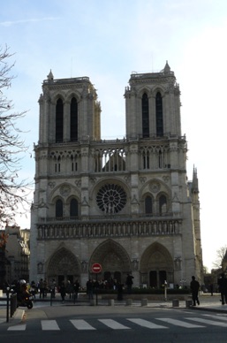 PARIS
Notre Dame