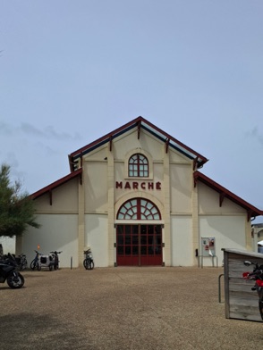 MIMIZAN PLAGE
March&eacute;
