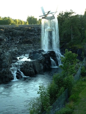 NORVEGE
Honefoss