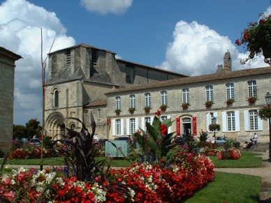 FRANCE
 Saint Emilion (33)
Eglise abbatiale