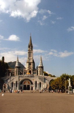 FRANCE
Lourdes (65)
Basilique du Rosaire