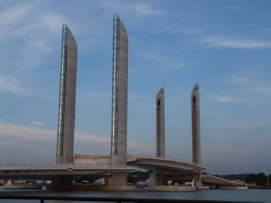 FRANCE
Bordeaux - Pont Chaban Delmas abaissé