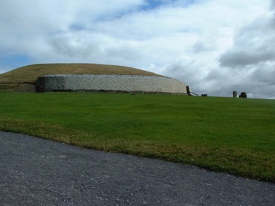 IRLANDE : Newgrange
(1993)