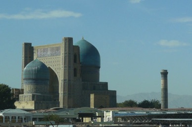 OUZBEKISTAN : Samarkand
(2001)