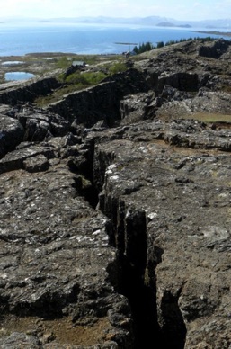 ISLANDE : faille de Thingvellir
(2004)