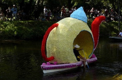 la th&eacute;i&egrave;re