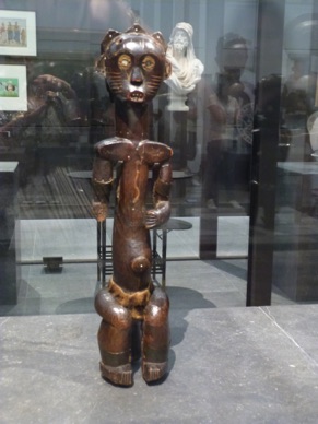 Statuette de gardien reliquaire (Gabon)
