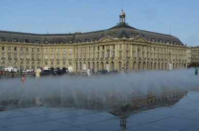 FRANCE
Bordeaux 
le miroir d'eau