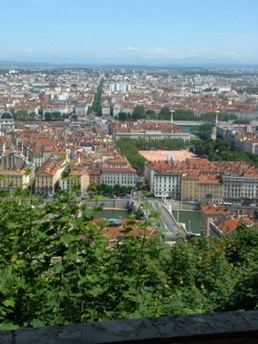 Vues panoramiques sur la ville depuis Fourvière