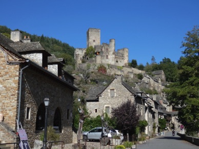 BELCASTEL
Aveyron
(1990)