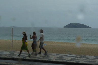 Plage d'Ipanema (avec la pluie) …