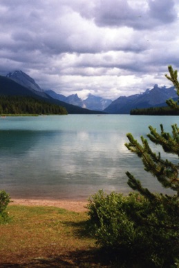 c'est le plus grand lac glaciaire des Rocheuses