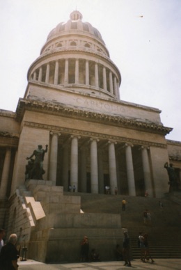le Capitole, copie de celui de Washington, inauguré en 1929