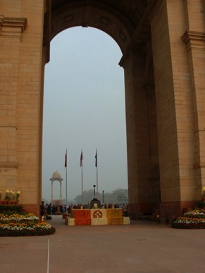 Gate of India qui ressemble à notre Arc de Triomphe