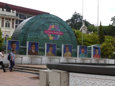 Place de l'Indépendance