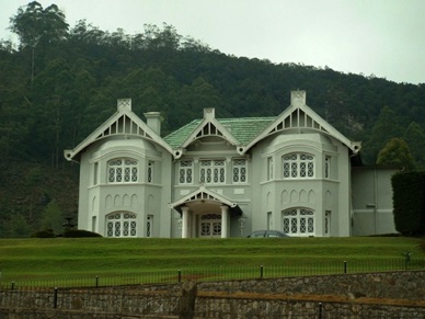 NUWARA ELIYA : lieu de villégiature à 1850m d'altitude