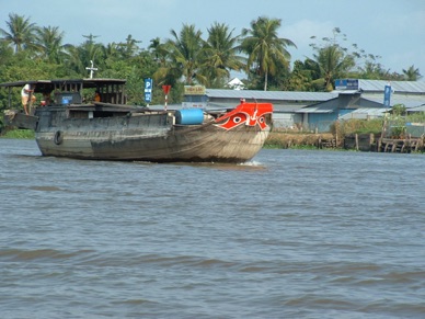 chaque bateau a son vieil !!