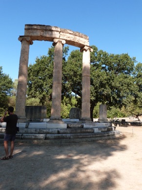 Philippin, monument circulaire de style ionique datant du 4ème siècle avant JC