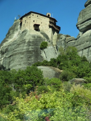 Monastère AGIOS NICOLAS perché sur un rocher des Météores