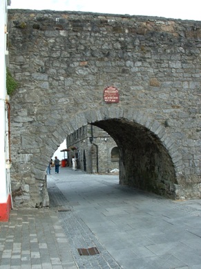 Spanish arch : vestige de l'ancienne porte de la ville