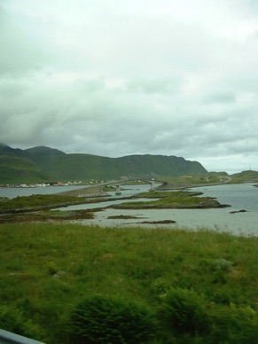 de nombreux ponts relient les îles entre elles