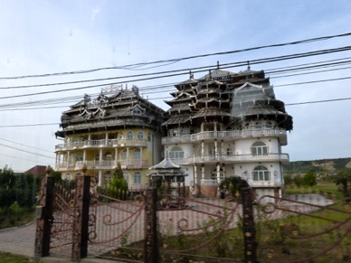 maisons appartenant à des tsiganes ...