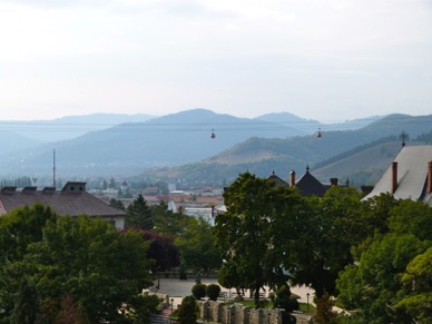 PIATRA NEAMT : 
vue depuis ma chambre d'hôtel