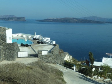 vous me voyez dans la piscine de ma maison ? ... hélas non ce n'est pas moi !!