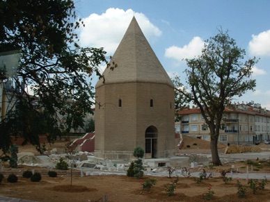 KONYA : ville sainte aux monuments religieux prestigieux