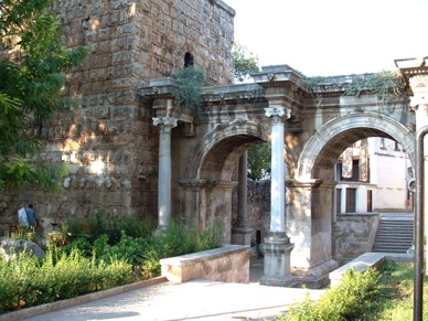 ANTALYA ; porte d'Hadrien