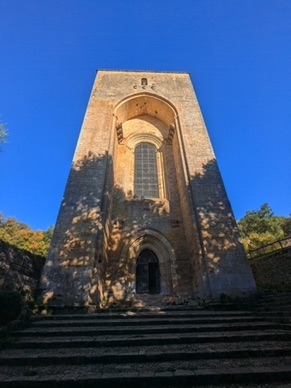 SAINT AMAND DE COLY
Eglise abbatiale fortifi&eacute;e