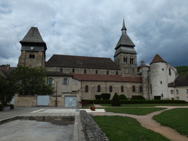 CHAMBON SUR VOUEIZE
Abbatiale Ste Val&eacute;rie