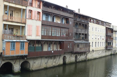 CASTRES
les rives de l'Agout