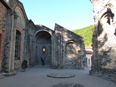 BURLATS
ancienne collégiale Saint Pierre