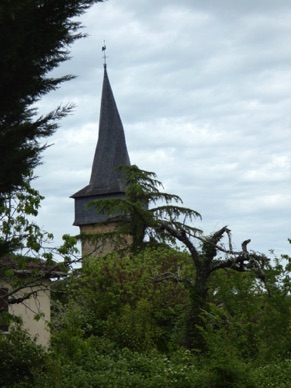 BARRAN
église au clocher hélicoïdal