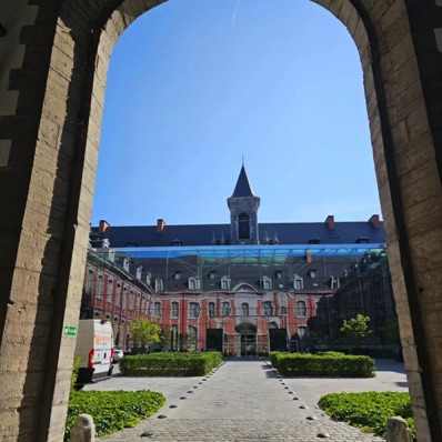 VALENCIENNES : l'ancien hospice transformé en hôtel 4 étoiles