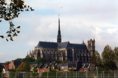 AMIENS
surnommée "la petite Venise du Nord"