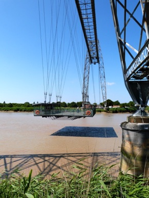 la nacelle qui permet de traverser la Charente