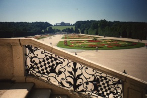 au fond la Gloriette