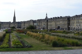 les quais am&eacute;nag&eacute;s en jardin promenade ...
