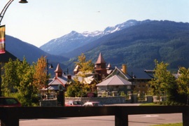 WHISTLER : station de ski l'hiver, de VTT et Golf l'&eacute;t&eacute;