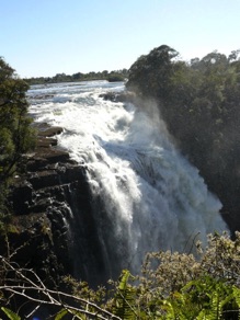 Devil's cataract (70 m) Devil's cataract (70 m)