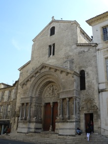 ARLES (Bouches du Rh&ocirc;ne)
Saint Trophime