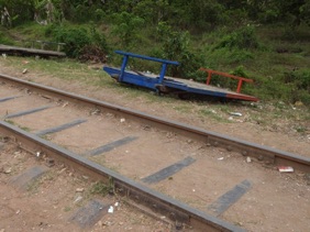 CAMBODGE
Train de bambou CAMBODGE
Train de bambou