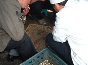 Joueurs de scianqi, jeu d'&eacute;checs chinois