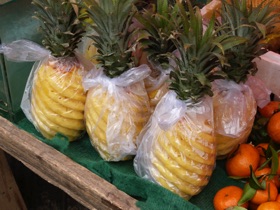 dans la vieille ville : miam miam …… dans la vieille ville : miam miam ……