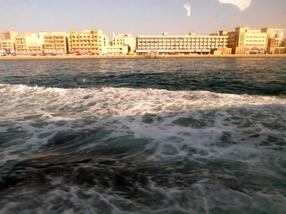 entr&eacute;e dans l'eau