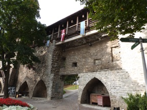 et abrite maintenant l'un des caf&eacute;s les plus vivants de Tallinn